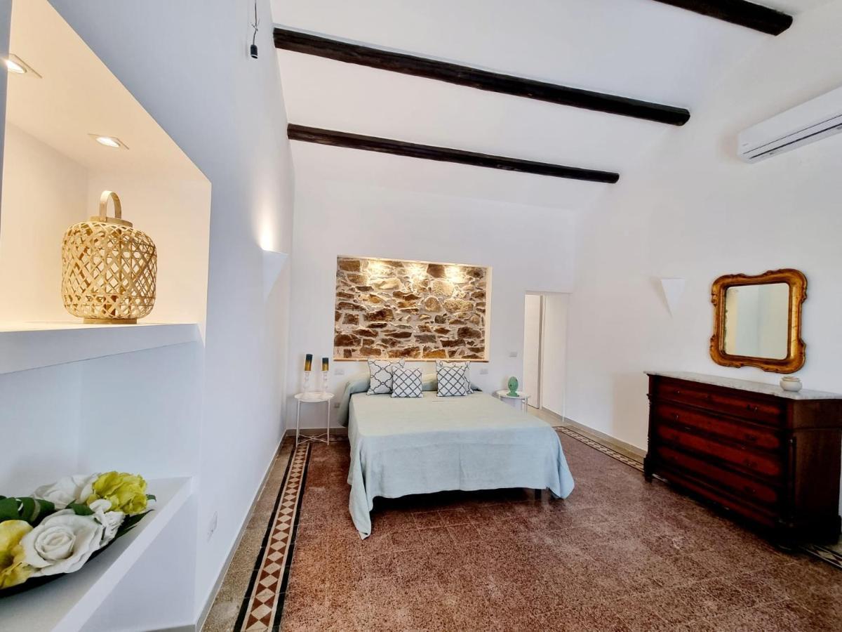 Stazzo San Teodoro La Quercia Piscina Condivisa Apartment Exterior foto